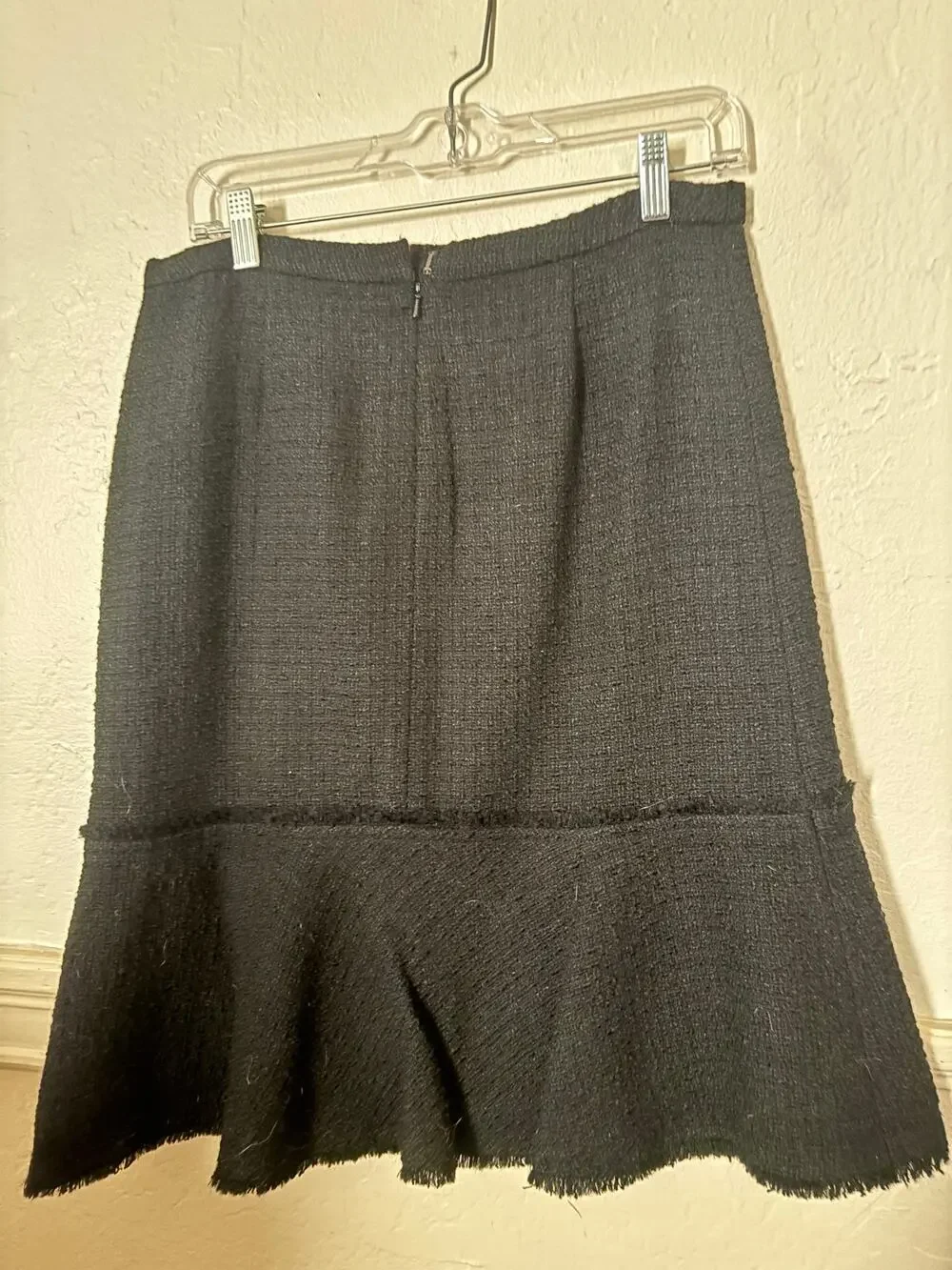 J.Crew Wool Blend Tweed Flounce Skirt Women’s Size 6 Black Lined